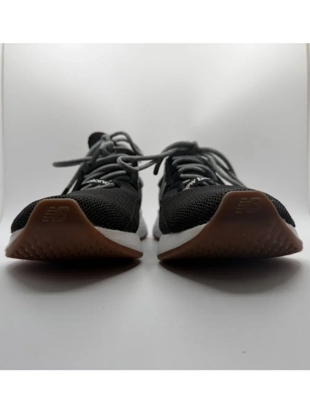 New Balance Fresh Foam Roav Sneakers Women Size 10 Black/Grey Low Top Lace Up - Picture 6 of 16